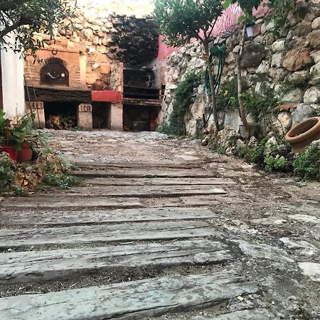 Pensjonat La Noguera De Socasa Romancos Zewnętrze zdjęcie