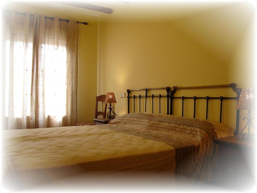 Pensjonat La Noguera De Socasa Romancos Zewnętrze zdjęcie